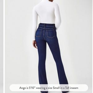 SPANX Flare Jean Midnight Size M/R 34” inseam. NWT